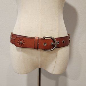 Fossil Belt with 28"-33" from buckle to first and last hole. Exc. Cond.!